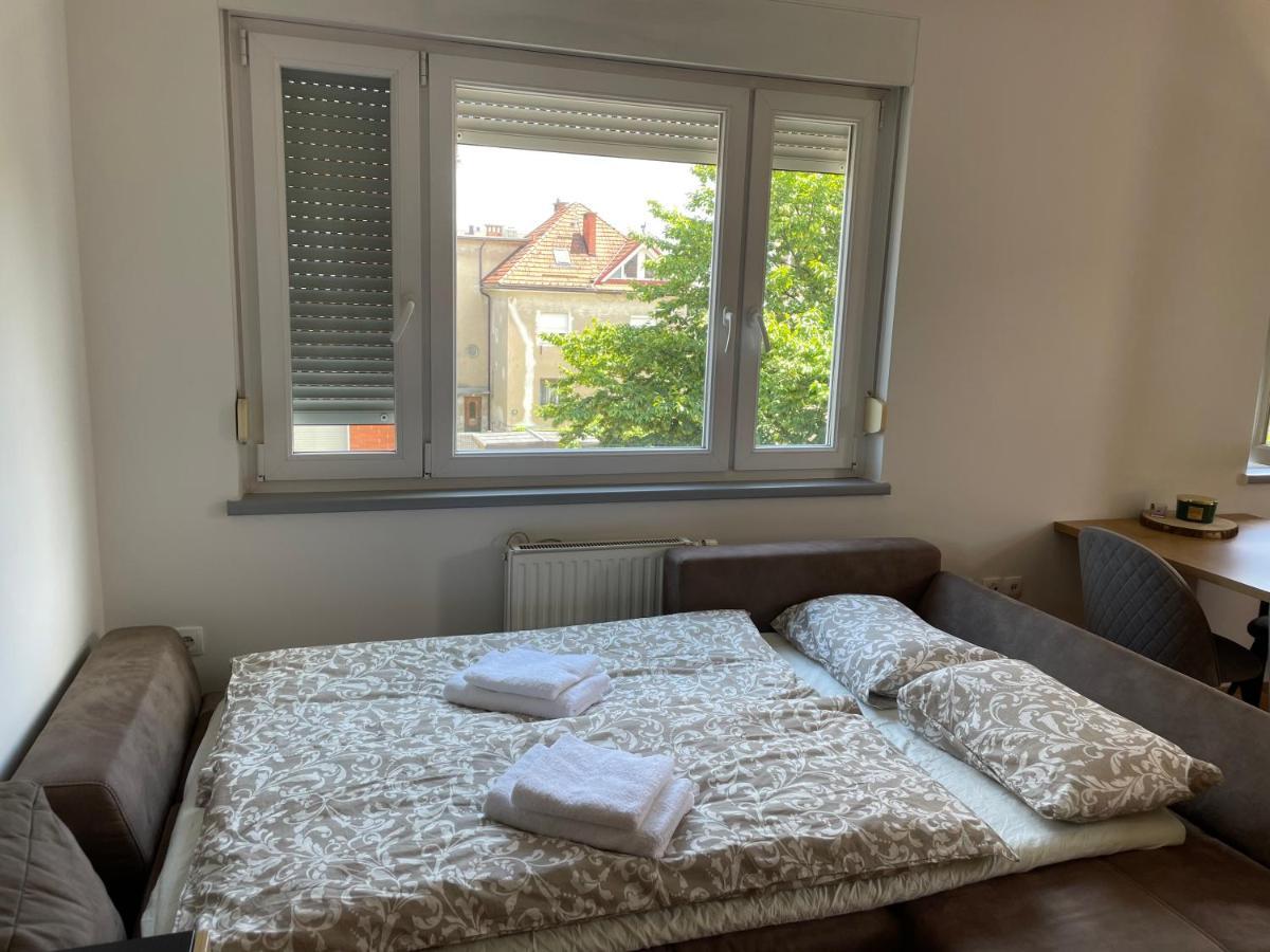 Apartamento Mely Rose Liubliana Exterior foto